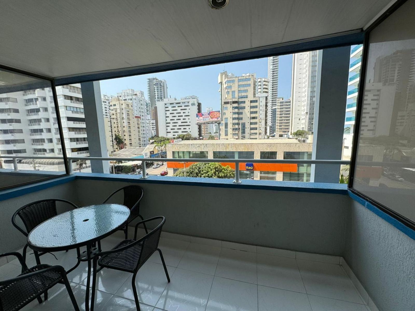 Apartamentos En Edificio Portofino Icdi Cartagena Exteriör bild